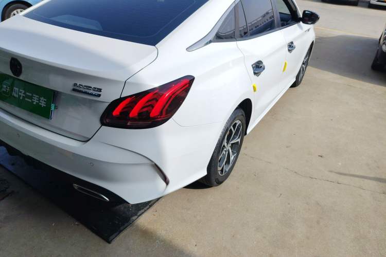 Used MG 5 2021 180 DVVT CVT Youth Luxury Edition
