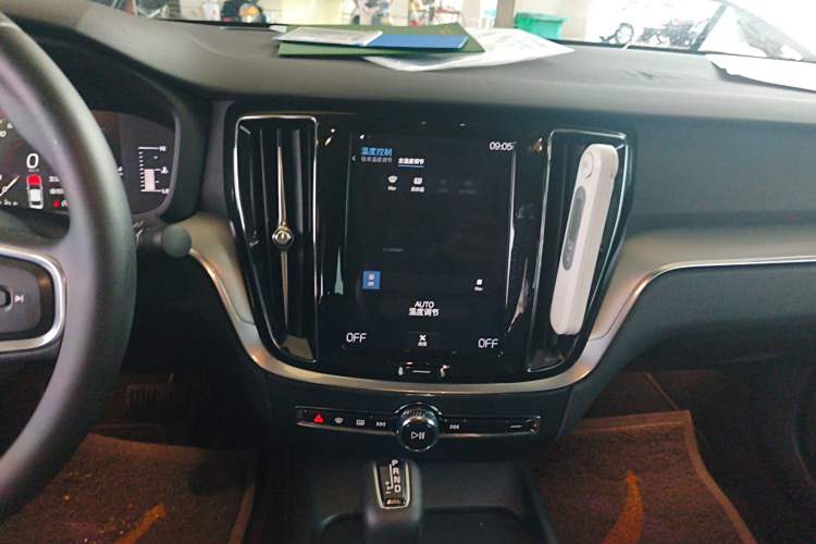 Used Volvo S60 2020 T4 Zhiyi Luxury Edition