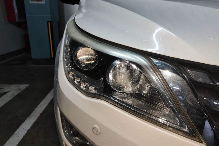 Used Baojun 560 2015 1.8L manual luxury version