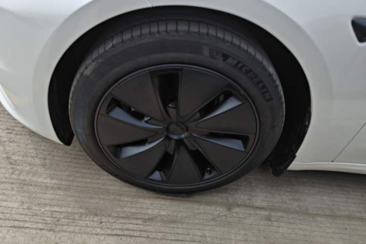 Used Tesla Model 3 2023 Rear-Wheel-Drive Version Left Front Wheel Hub