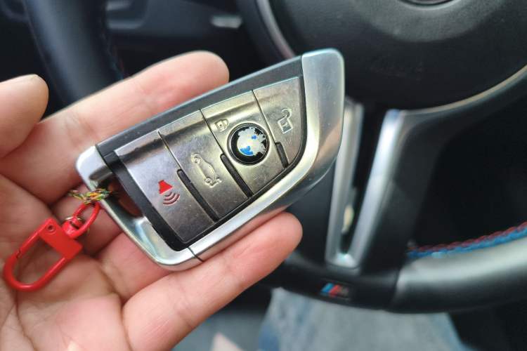 Used BMW 3 Series 2013 320i Sport Edition Vehicle Key