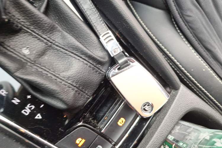 Used Skoda Kodiaq 2018 Facelifted TSI330 5-Seater Two-Wheel-Drive Luxury Enjoyment Edition Vehicle Key