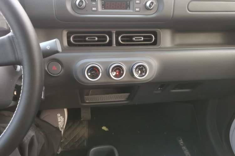 Used Wuling Zhiguang New Energy 2025 Standard Model
