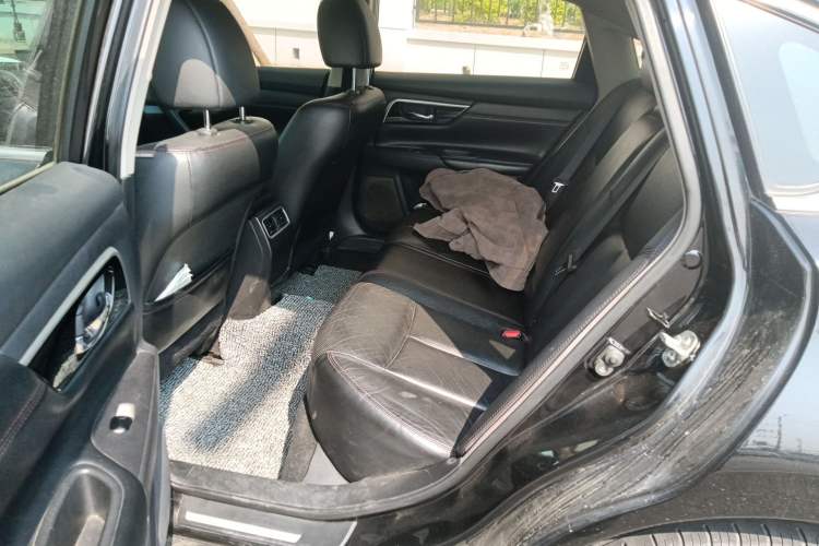 Used Nissan Teana 2016 2.0L XL-Upper Smart Edition Left Rear Seat