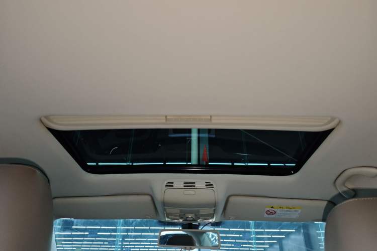 Used Volkswagen Magotan 2015 2.0 TSI Prestige Model