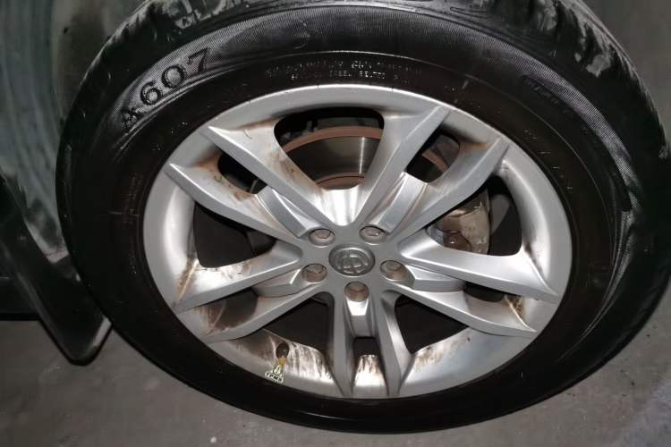 Used Brilliance V5 2012 1.6L Automatic Luxury Version