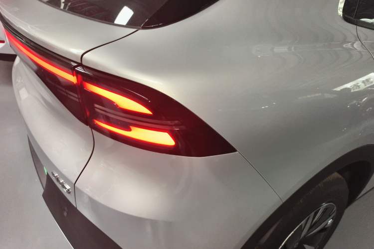 Used CHANGAN NEVO Q05 2026 Model 405Max
