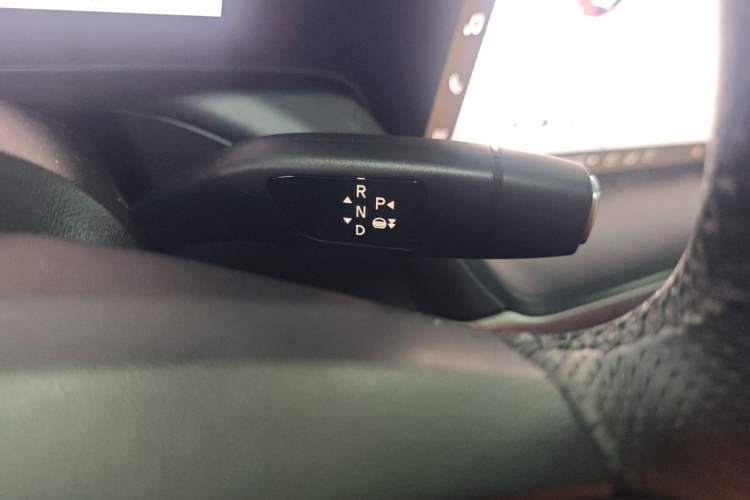Used XPeng P7 2020 562N Performance Edition Gear Lever