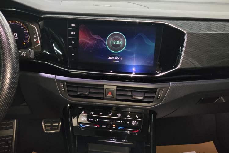 Used Volkswagen Tayron X 2020 330TSI Two-Wheel Drive Luxury Smart Connectivity Version Audio And AC Panel