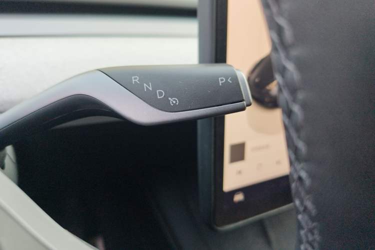 Used Tesla Model Y 2024 Rear-Wheel-Drive Version Gear Lever