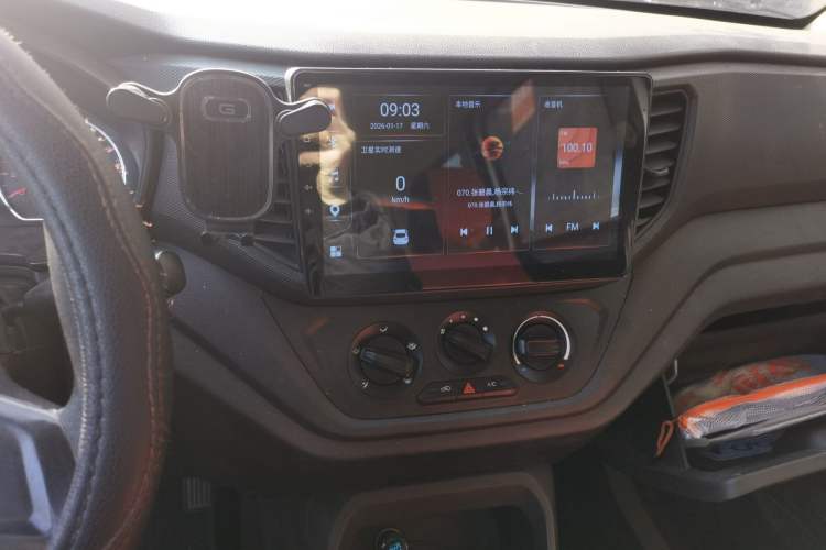 Used Wuling Hongguang V 2022 1.5L Jingqu Edition Electric-Assist LAR
