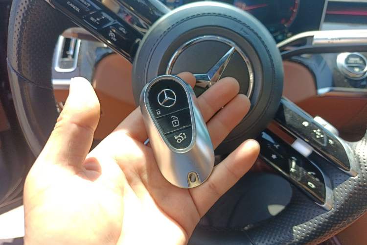 Used Mercedes-Benz S-Class 2021 S 450 L 4MATIC Vehicle Key