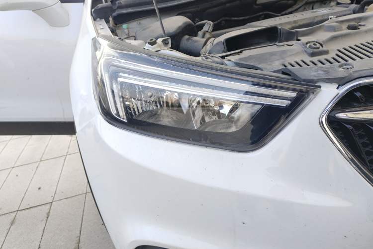 Used Buick Encore 2018 18T Automatic Two-Wheel Drive Urban Leading Model
