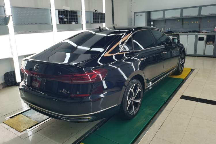 Used Volkswagen Passat 2023 Revised 330TSI Starry Elite Edition