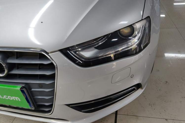 Used Audi A4L 2013 35 TFSI Automatic Standard Model
