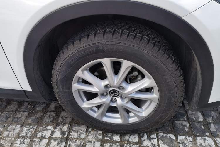 Used Mazda CX-4 2018 2.0L Automatic Two-Wheel Drive Blue Sky Dynamic Version China V Standard Right Front Wheel Hub