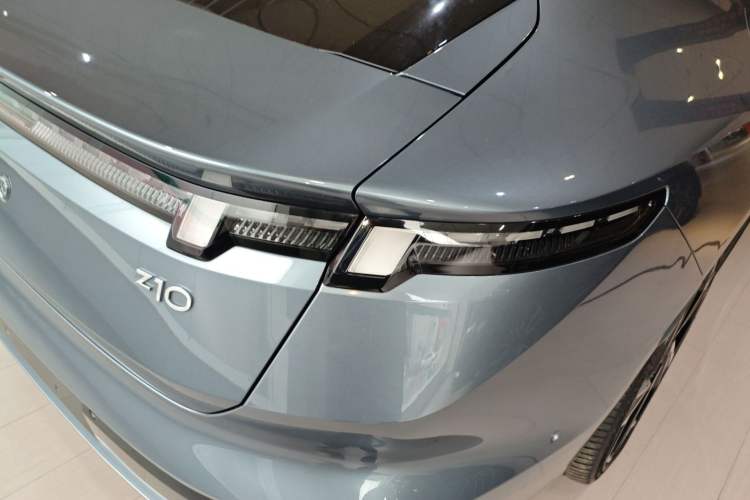 Used Lynk & Co Z10 2025 95 kWh 702 km All-Wheel Drive Intelligent Driving Ultra