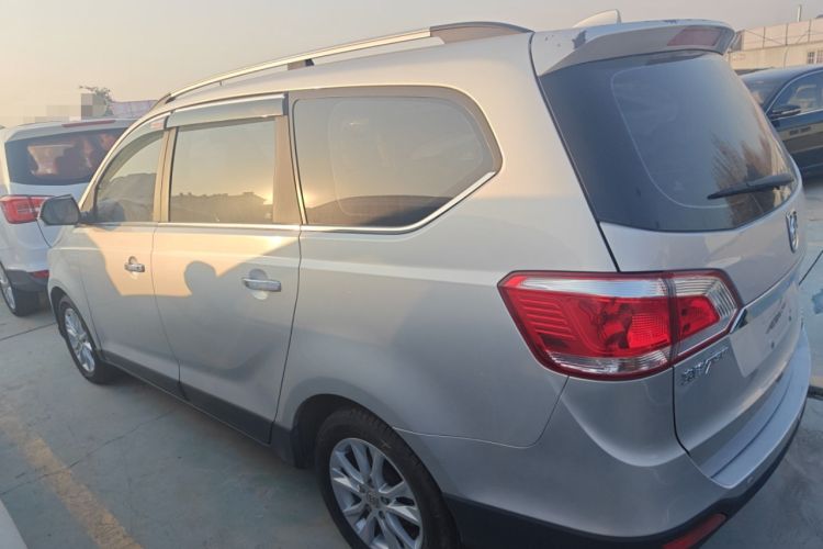Used Baojun 730 2014 1.5L Manual Luxury Navigation ESP Version 7 Seats