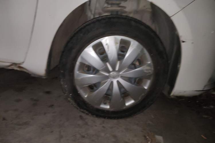 Used Toyota YARiS L Zhi Xiang 2017 1.5E CVT Dynamic Edition Right Front Wheel Hub