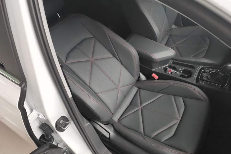 Used Volkswagen Lavida 2024 300TSI DSG Starry Sky Leading Edition Right Front Seat