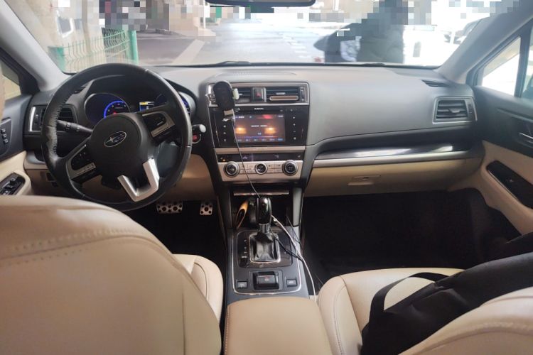 Used Subaru Outback 2016 2.5i Sport Navigation Edition Center Console