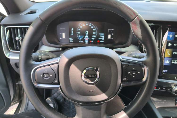 Used Volvo S60 2020 T4 Zhiyi Luxury Edition
