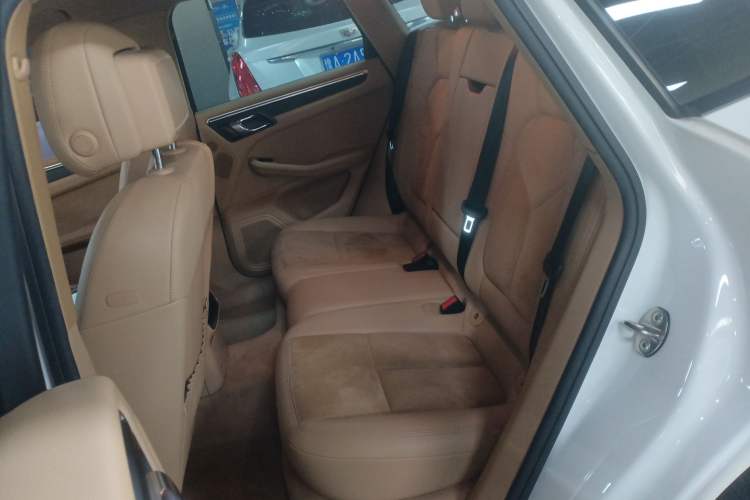 Used Porsche Macan 2017 Macan 2.0T Left Rear Seat