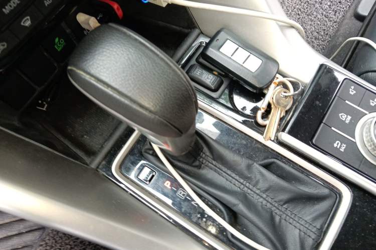 Used Mitsubishi Eclipse Cross 2019 1.5T CVT Two-Wheel Drive Belief Edition China VI Standard Gear Lever