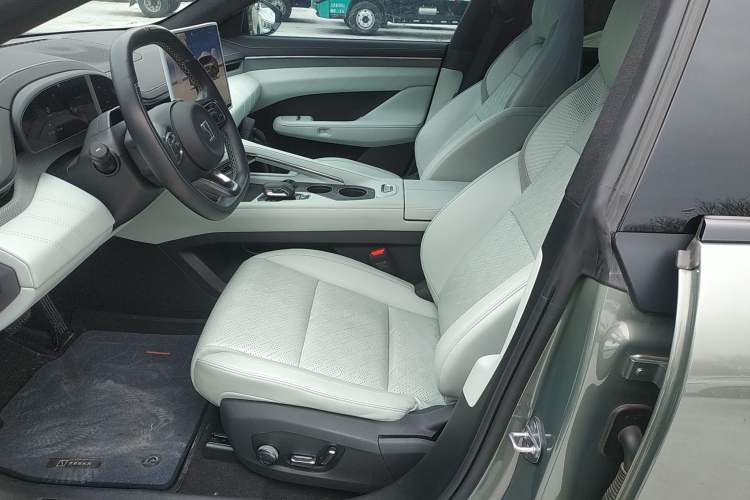 Used Zeekr 001 2024 YOU Edition 100 kWh All-Wheel Drive