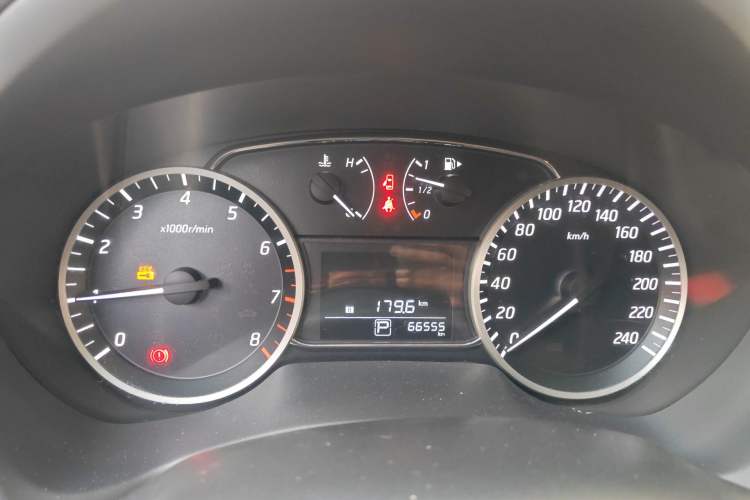 Used Nissan Sylphy 2016 1.6XV CVT Smart Enjoyment Version Instrument Cluster