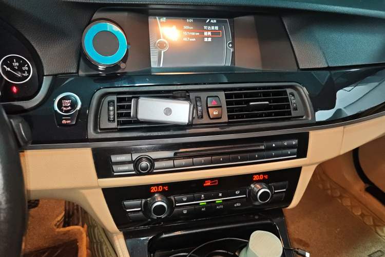 Used BMW 5 Series 2013 520Li Elegant Edition Audio And AC Panel