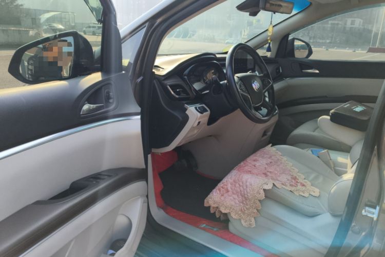 Used Buick GL8 2021 Land Cruiser Executive Class 652T Smart Luxury Model