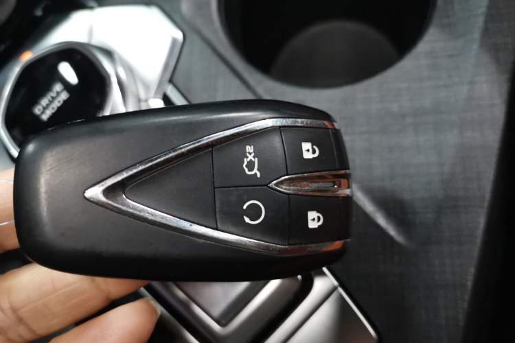 Used CHANGAN UNI-V 2022 1.5T Prestige Version
