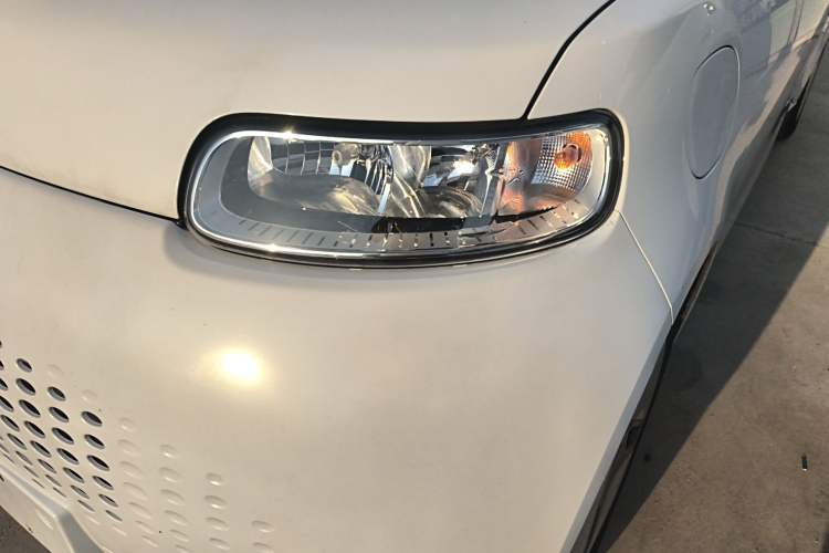 Used ORA White Cat 2020 360 km Luxury Version Left Front Headlight