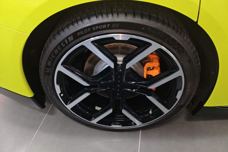 Used XPeng P7 2025 Model—702 Long Range Ultra