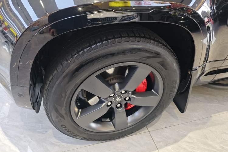 Used Land Rover Defender 2023 Facelift 110 3.0T P400 X-DYNAMIC HSE Left Front Wheel Hub