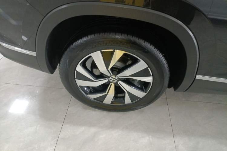 Used Volkswagen Tayron 2020 330TSI Two-Wheel Drive Luxury Smart Connectivity Version