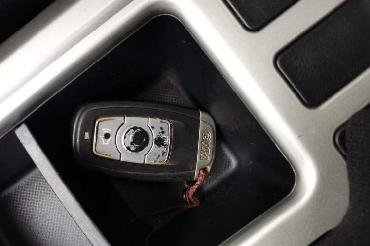 Used Haval H6 2016 Upgraded Model 1.5T Manual Two-Wheel Drive Urban Version
