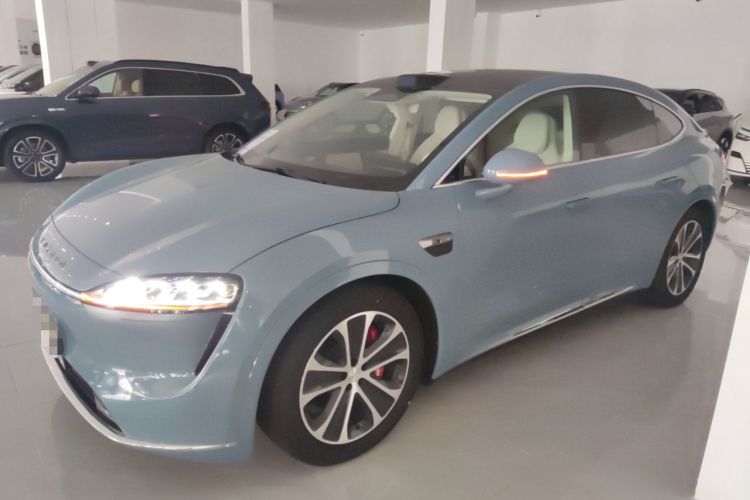 Used Hima Luxeed R7 2024 All-Electric 736 km Ultra