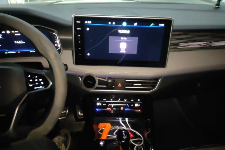 Used Volkswagen Tayron X 2023 330TSI Two-Wheel-Drive Flagship Smart Edition Audio And AC Panel