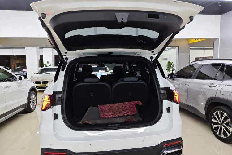 Used Geely Auto Haoyue L 2024 2.0T DCT Prestige Version