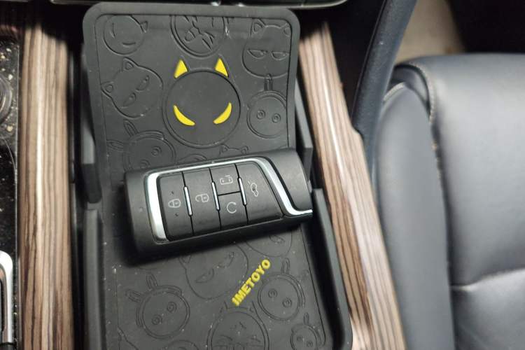 Used GAC Trumpchi M8 2020 390T Deluxe Edition
