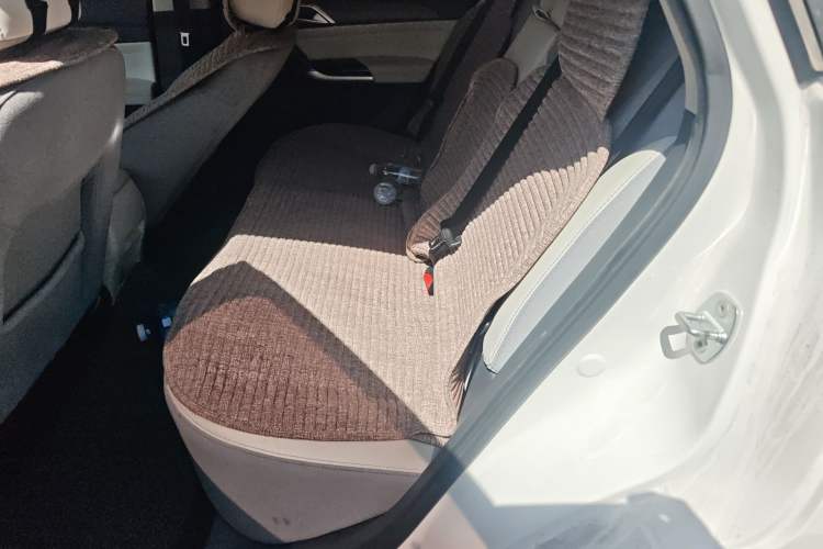 Used BAIC Beijing EU5 2018 R500 Smart Wind Edition Left Rear Seat