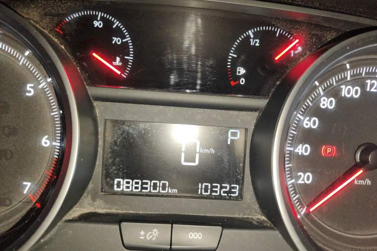 Used Peugeot 408 2019 230THP Automatic Luxury Edition China V Standard Odometer Close Up