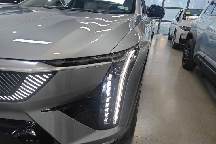 Used Cadillac OPTIQ 2024 Standard Range Version