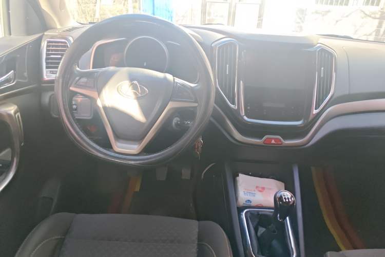 Used CHANGAN OSHAN CX70 2016 1.6L Manual Comfort Model