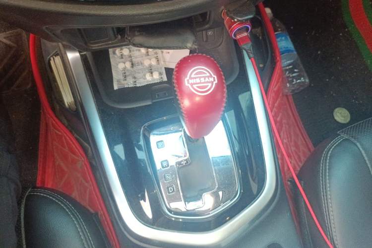 Used Nissan Terra 2020 2.5L XL Upper Automatic Two-Wheel Drive Luxury Edition