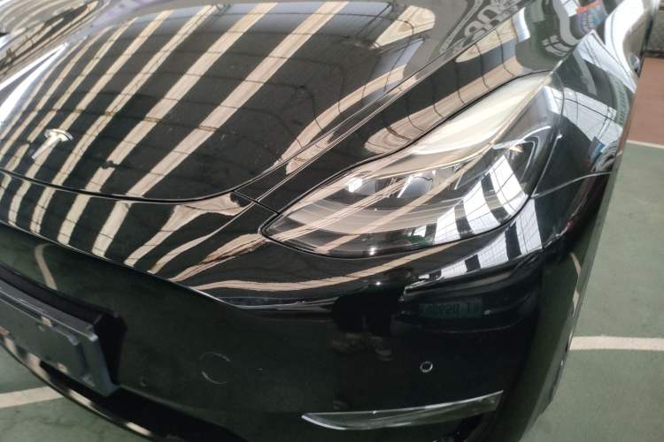 Used Tesla Model Y 2021 Long-Range All-Wheel-Drive Version Left Front Headlight