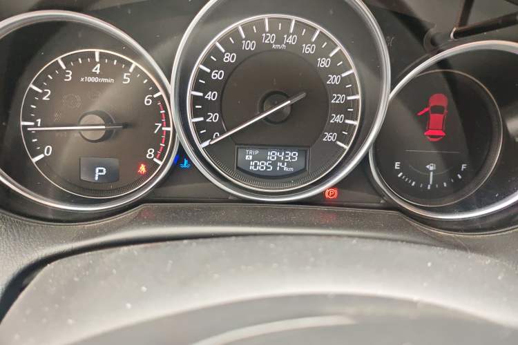 Used Mazda CX-5 2015 2.5L Automatic 4x4 Prestige Edition
