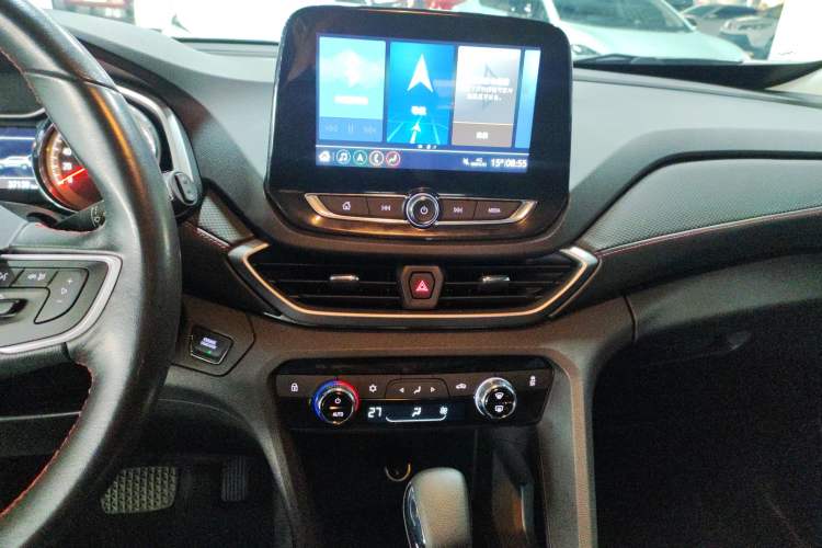 Used Chevrolet Orlando 2020 Light Hybrid Redline 530T Automatic Enjoyment Edition (5+2 Models) Audio And AC Panel